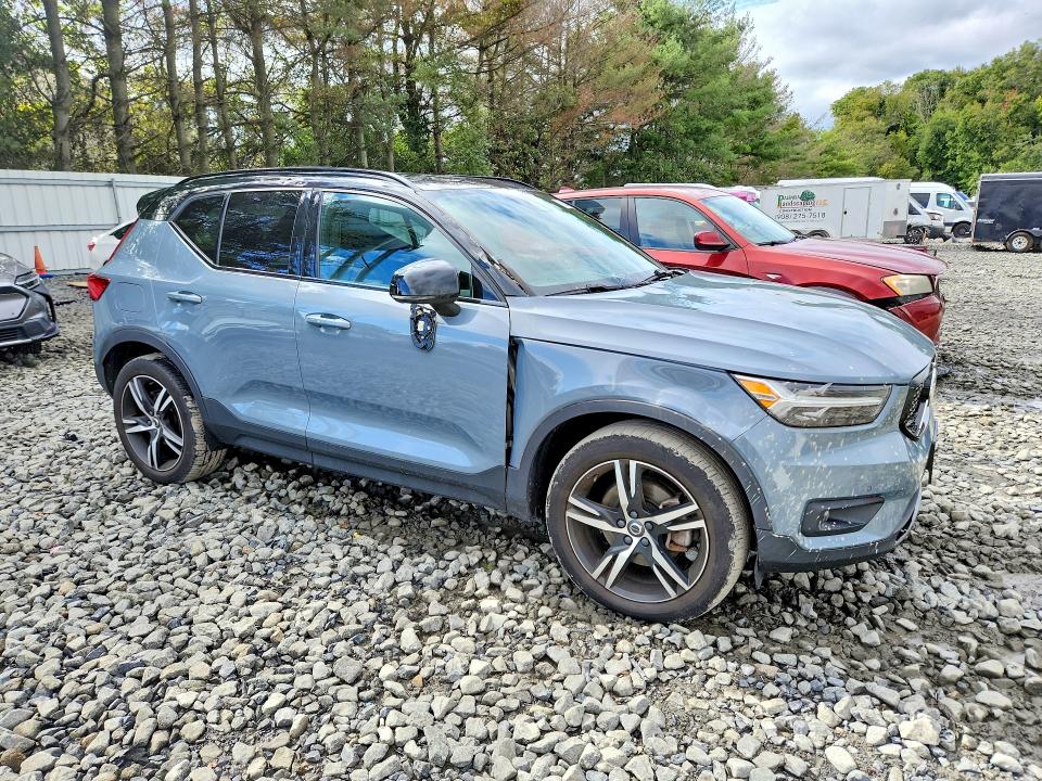Продажа на аукционе авто 2021 Volvo Xc40, vin: YV4162UM5M2559868, номер лота: 70938126
