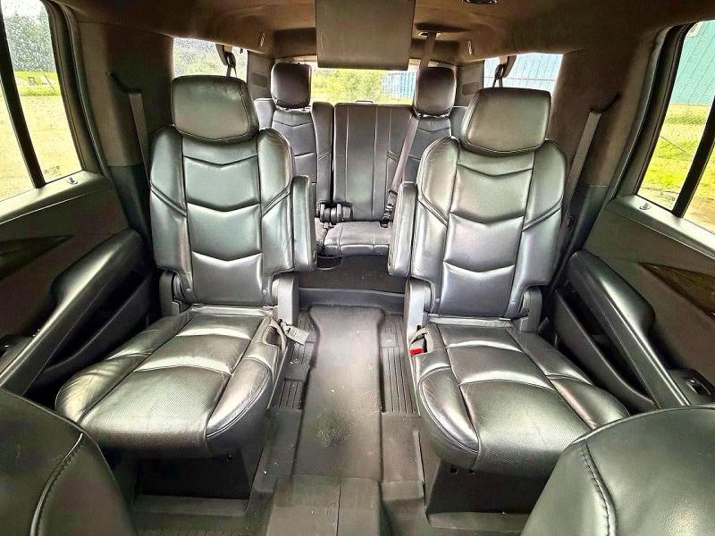 Продажа на аукционе авто 2020 Cadillac Escalade, vin: 1GYS4KKJ2LR110640, номер лота: 69610256