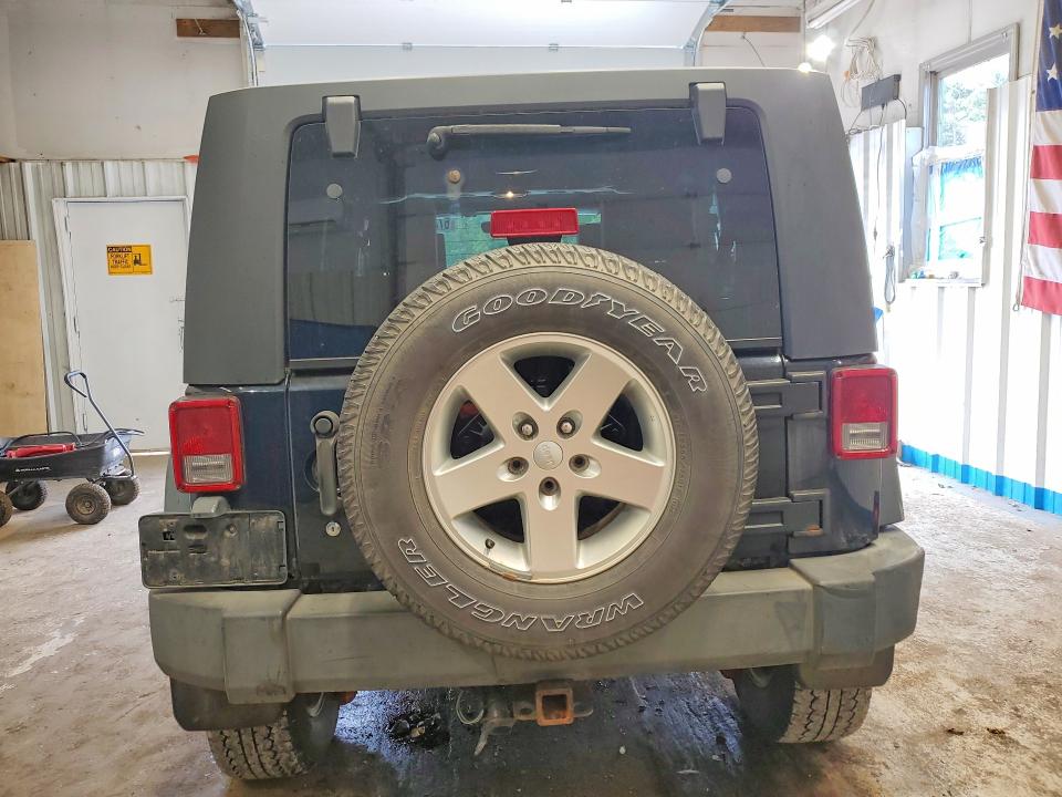 2008 Jeep Wrangler Unlimited მანქანა იყიდება აუქციონზე, vin: 1J4GA39148L612733, აუქციონის ნომერი: 67217016