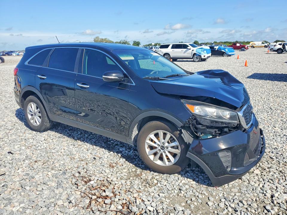 68670626 :رقم المزاد ، 5XYPG4A37KG577681 vin ، 2019 Kia Sorento مزاد بيع