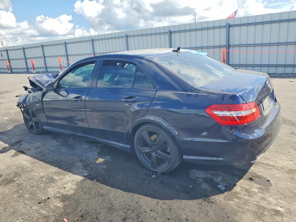 2012 Mercedes-benz E მანქანა იყიდება აუქციონზე, vin: WDDHF5KB5CA588589, აუქციონის ნომერი: 70582256