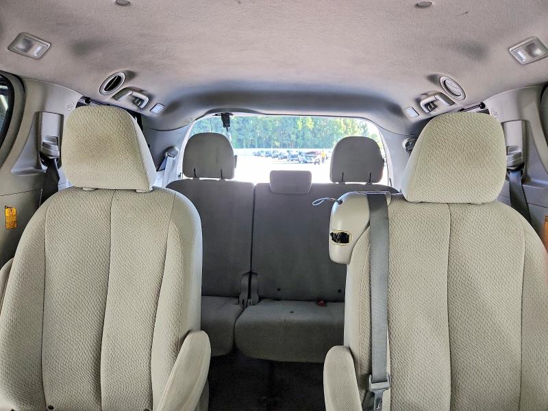 2014 Toyota Sienna მანქანა იყიდება აუქციონზე, vin: 5TDKK3DC9ES464689, აუქციონის ნომერი: 67840646