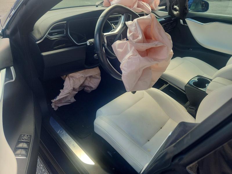 2018 Tesla Model S მანქანა იყიდება აუქციონზე, vin: 5YJSA1E28JF239823, აუქციონის ნომერი: 66271816