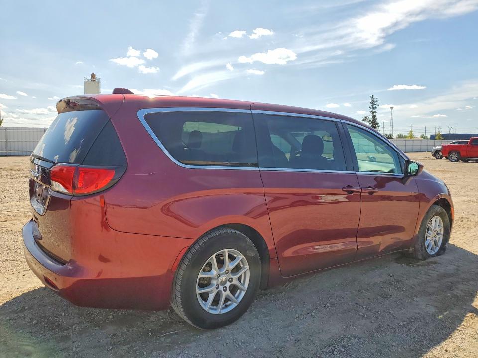 68633066 :رقم المزاد ، 2C4RC1DG1HR610387 vin ، 2017 Chrysler Pacifica مزاد بيع
