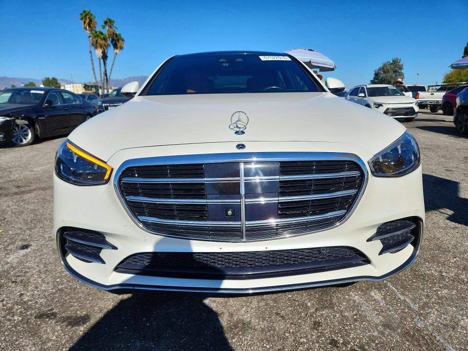 67522916 :رقم المزاد ، W1K6G6DB7NA066654 vin ، 2022 Mercedes-benz S مزاد بيع