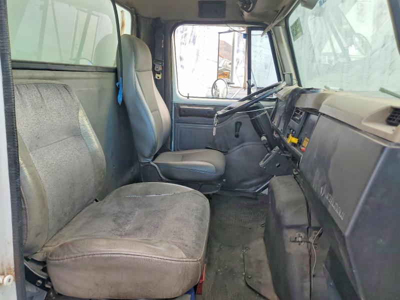 Продаж на аукціоні авто 2001 International 4000, vin: 1HTSDAAL21H370934, номер лоту: 69930256