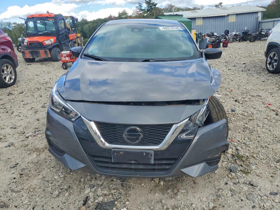 69214746 :رقم المزاد ، 3N1CN8DV2LL883676 vin ، 2020 Nissan Versa مزاد بيع