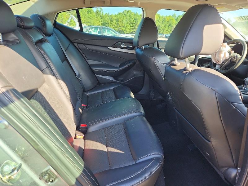 67511036 :رقم المزاد ، 1N4AA6AP5HC370764 vin ، 2017 Nissan Maxima مزاد بيع