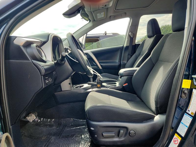 70849196 :رقم المزاد ، JTMRFREV8JJ176482 vin ، 2018 Toyota Rav4 مزاد بيع