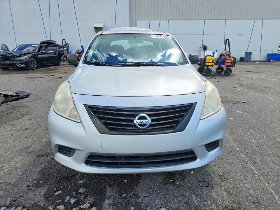 70070896 :رقم المزاد ، 3N1CN7AP3EL850933 vin ، 2014 Nissan Versa مزاد بيع