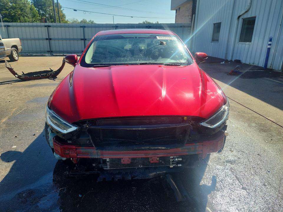 Продажа на аукционе авто 2018 Ford Fusion, vin: 3FA6P0LU4JR157462, номер лота: 69330996
