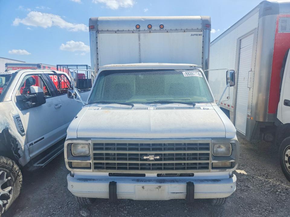 68397706 :رقم المزاد ، 1GBHG31K1SF224186 vin ، 1995 Chevrolet G30 مزاد بيع