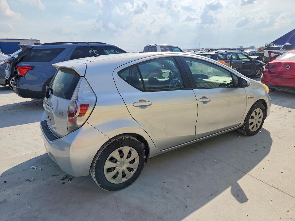Продаж на аукціоні авто 2013 Toyota Prius C, vin: JTDKDTB33D1056021, номер лоту: 70025306
