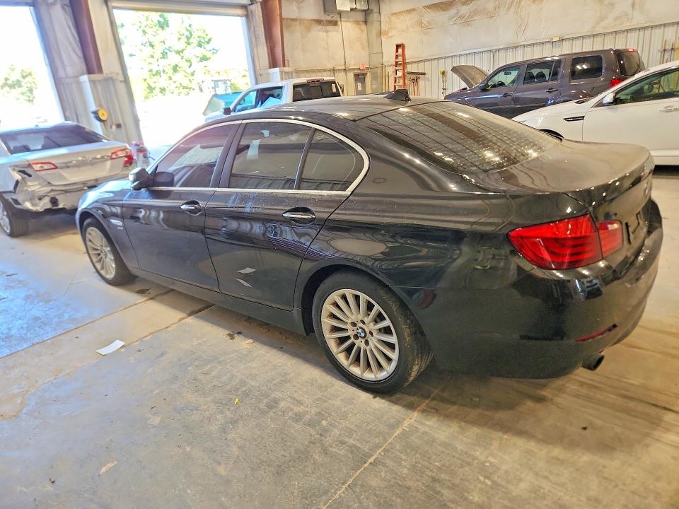 70531336 :رقم المزاد ، WBAFU7C5XBC777640 vin ، 2011 Bmw 535 مزاد بيع