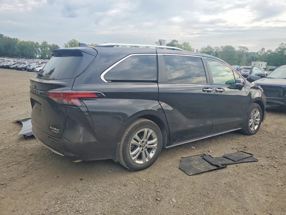 66817666 :رقم المزاد ، 5TDESKFC5RS130248 vin ، 2024 Toyota Sienna مزاد بيع