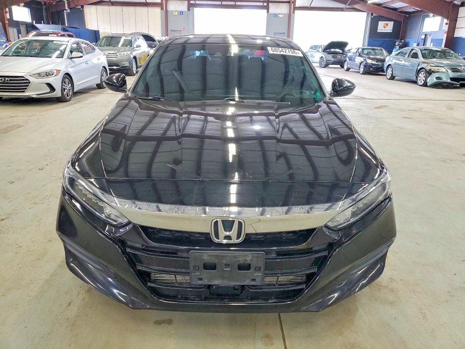 Продаж на аукціоні авто 2019 Honda Accord, vin: 1HGCV1F11KA153375, номер лоту: 68542706