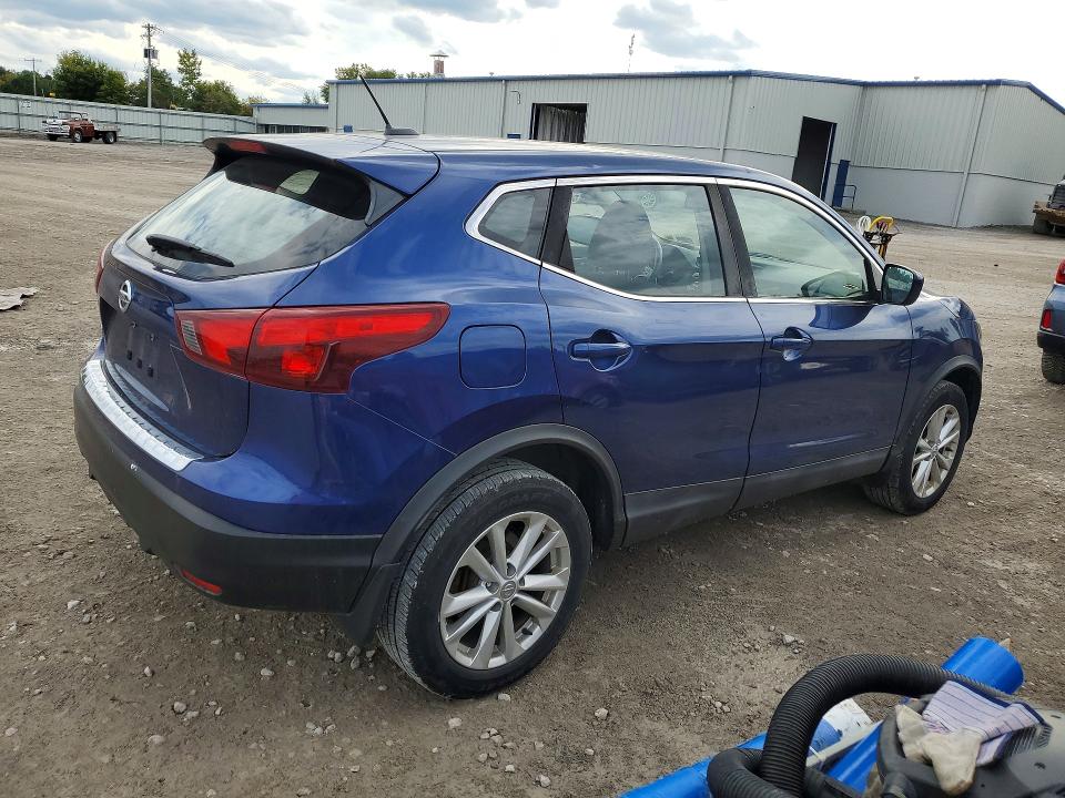 70929646 :رقم المزاد ، JN1BJ1CPXJW105666 vin ، 2018 Nissan Rogue Sport مزاد بيع