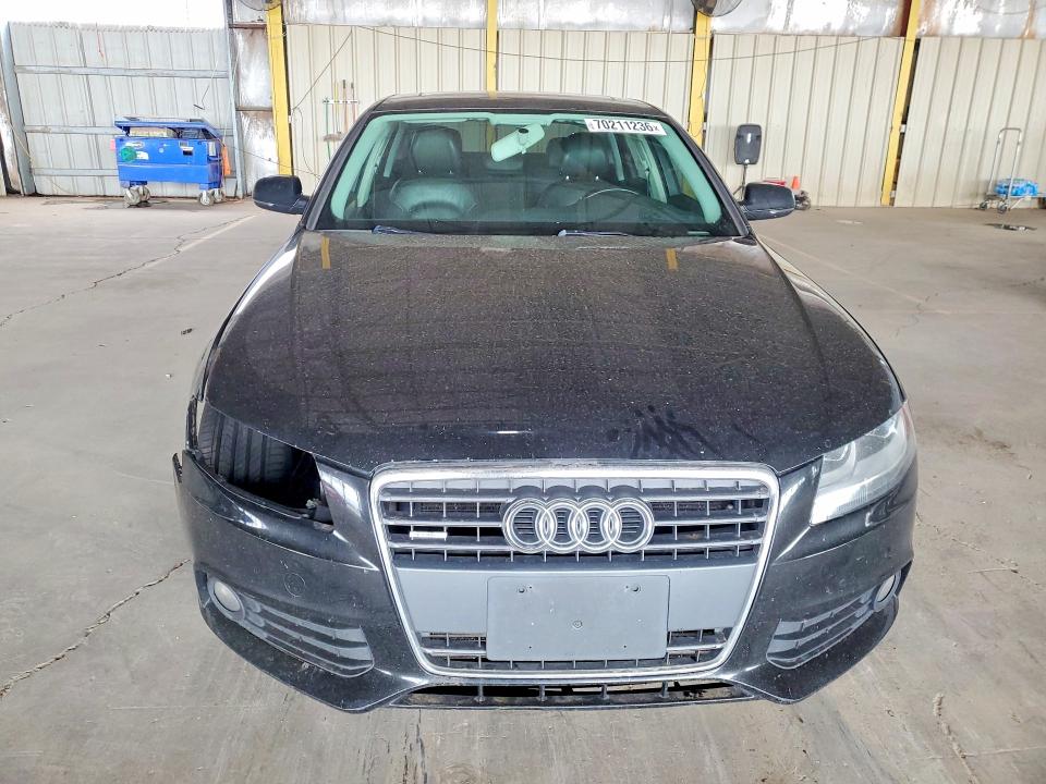 70211236 :رقم المزاد ، WAUBFAFL7BN040755 vin ، 2011 Audi A4 مزاد بيع
