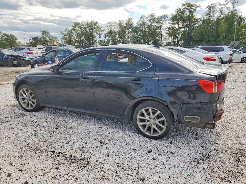 2011 Lexus Is მანქანა იყიდება აუქციონზე, vin: JTHCE5C2XB5001136, აუქციონის ნომერი: 70835356