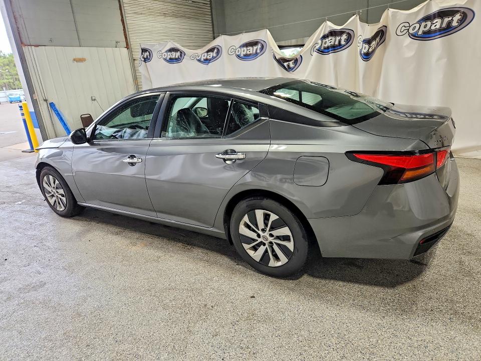 69428936 :رقم المزاد ، 1N4BL4BV8PN378361 vin ، 2023 Nissan Altima مزاد بيع