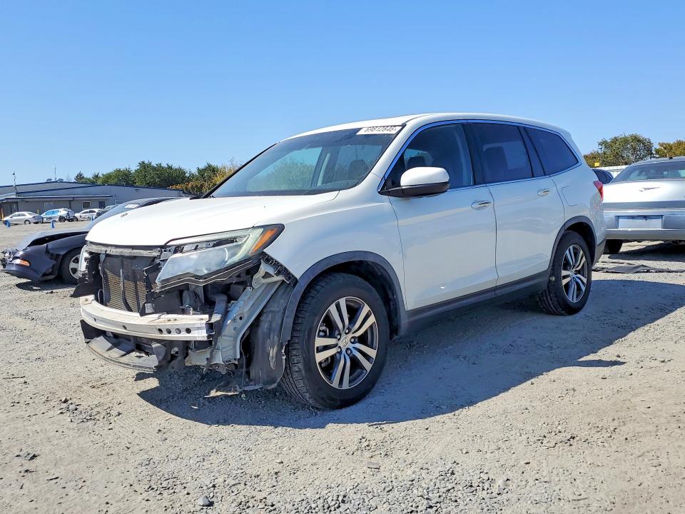 69812846 :رقم المزاد ، 5FNYF5H52JB020929 vin ، 2018 Honda Pilot مزاد بيع