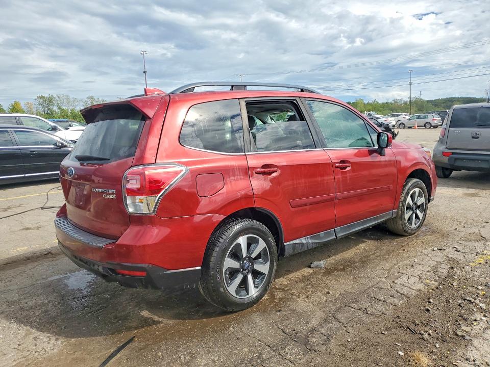 2017 Subaru Forester მანქანა იყიდება აუქციონზე, vin: JF2SJAJC9HH545102, აუქციონის ნომერი: 70128966