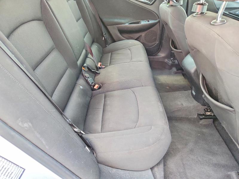 68893646 :رقم المزاد ، 1G1ZB5ST8JF225831 vin ، 2018 Chevrolet Malibu مزاد بيع