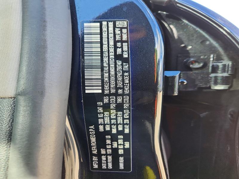 69967746 :رقم المزاد ، ZASFAKPN2J7B87407 vin ، 2018 Alfa Romeo Stelvio مزاد بيع