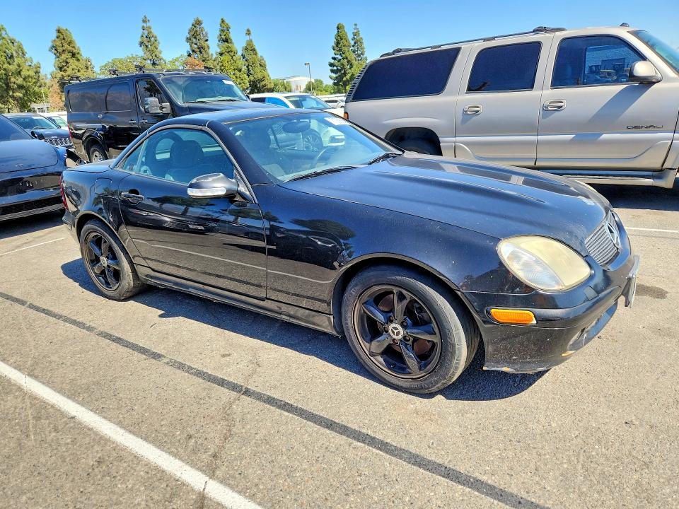 2003 Mercedes-benz Slk მანქანა იყიდება აუქციონზე, vin: WDBKK65F43F276104, აუქციონის ნომერი: 71069566