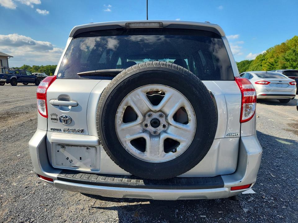 2010 Toyota Rav4 მანქანა იყიდება აუქციონზე, vin: 2T3BF4DV8AW058620, აუქციონის ნომერი: 69586096