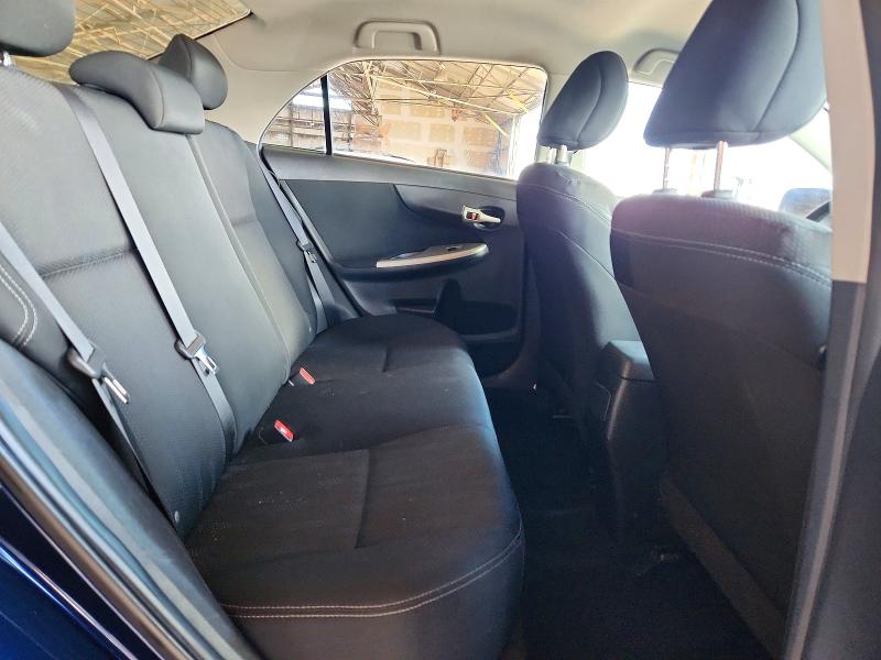 70682236 :رقم المزاد ، 5YFBU4EE1CP024777 vin ، 2012 Toyota Corolla مزاد بيع