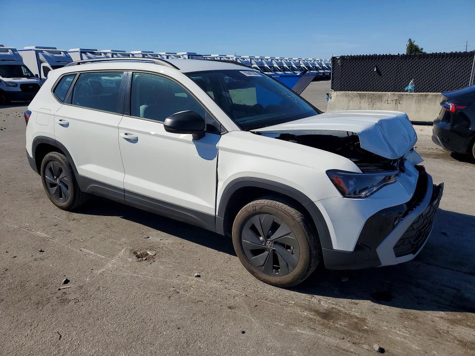 70642306 :رقم المزاد ، 3VV5C7B22SM066765 vin ، 2025 Volkswagen Taos مزاد بيع
