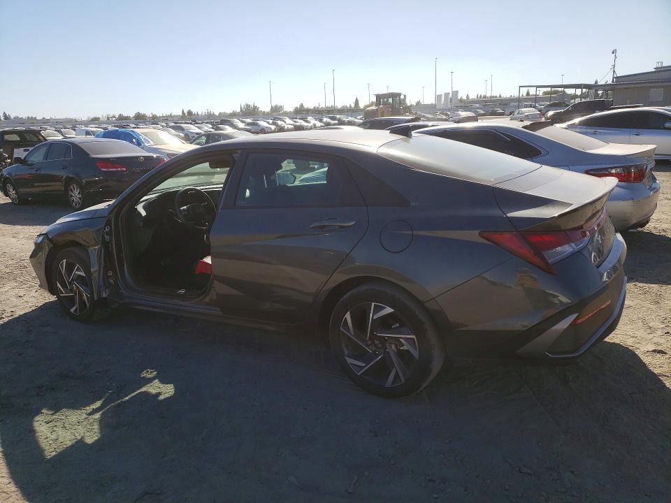 68880656 :رقم المزاد ، KMHLM4DG5SU984754 vin ، 2025 Hyundai Elantra مزاد بيع