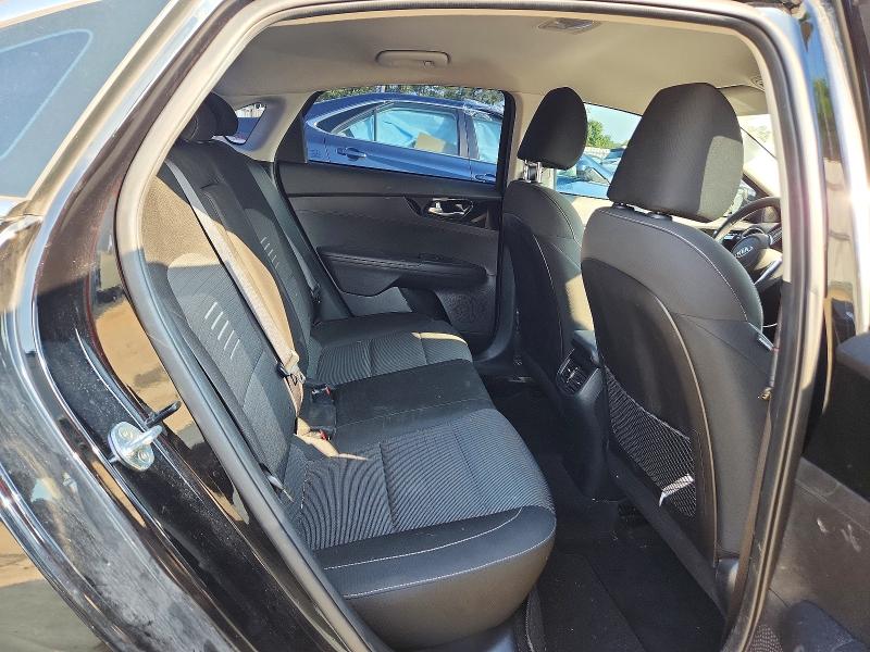 68999986 :رقم المزاد ، 3KPF54ADXLE232699 vin ، 2020 Kia Forte مزاد بيع