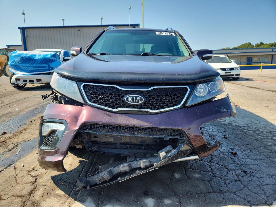 67678936 :رقم المزاد ، 5XYKW4A24DG351606 vin ، 2013 Kia Sorento مزاد بيع