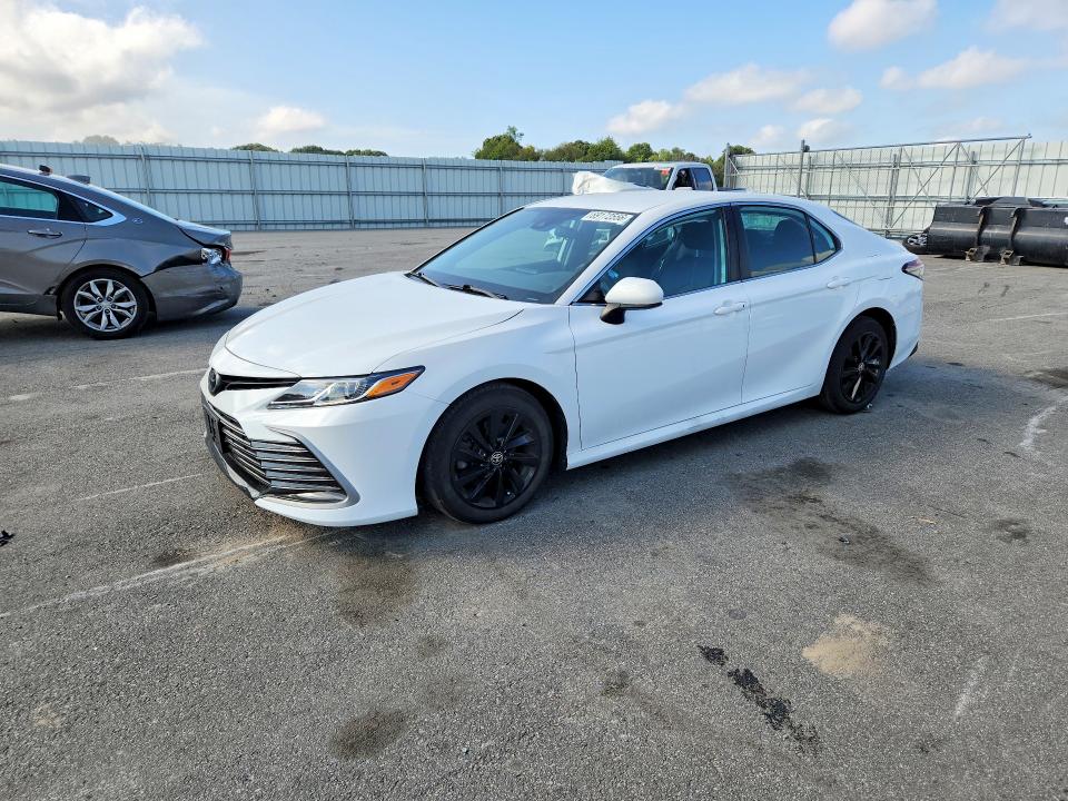 Продажа на аукционе авто 2023 Toyota Camry, vin: 4T1C11AK3PU805229, номер лота: 69172556