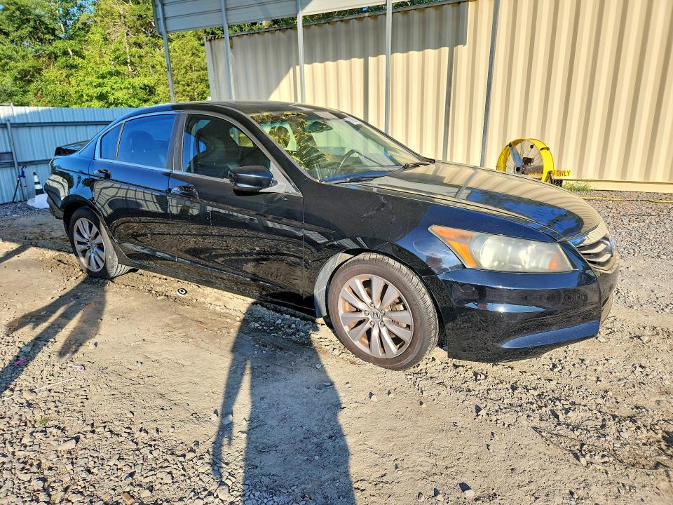 67063096 :رقم المزاد ، 1HGCP2F87CA062576 vin ، 2012 Honda Accord مزاد بيع