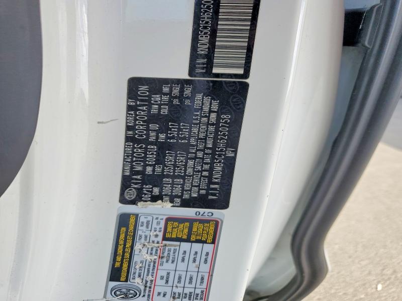 69777056 :رقم المزاد ، KNDMB5C15H6250758 vin ، 2017 Kia Sedona مزاد بيع
