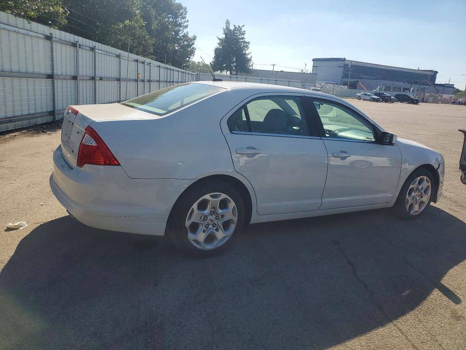 Продаж на аукціоні авто 2011 Ford Fusion, vin: 3FAHP0HA1BR207629, номер лоту: 70824676