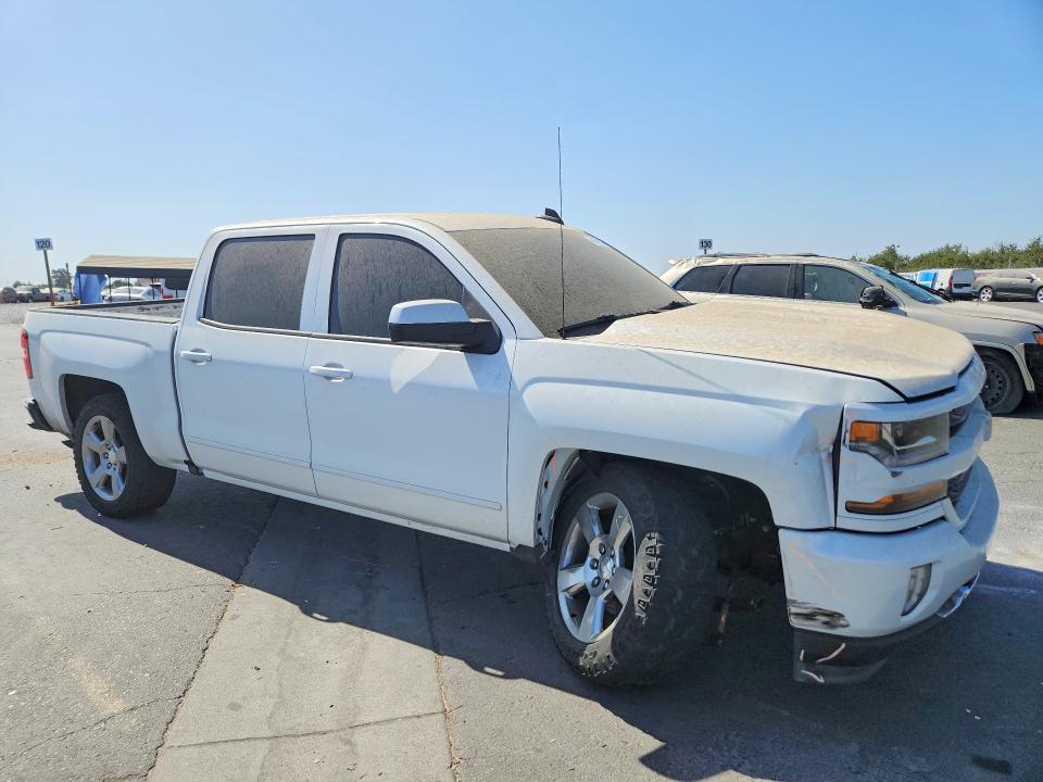 69599386 :رقم المزاد ، 3GCUKREC3JG297829 vin ، 2018 Chevrolet Silverado مزاد بيع