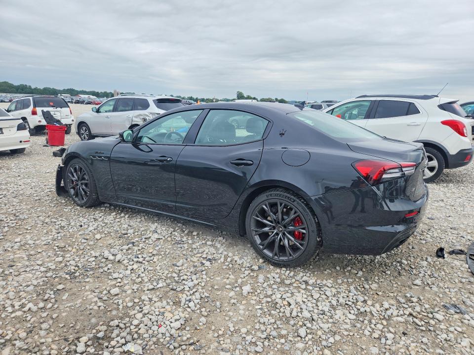 2022 Maserati Ghibli მანქანა იყიდება აუქციონზე, vin: ZAM57YTM0N1391937, აუქციონის ნომერი: 68670546