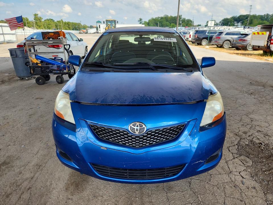 68164926 :رقم المزاد ، JTDBT903991310833 vin ، 2009 Toyota Yaris مزاد بيع