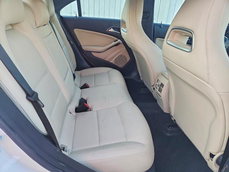 69790366 :رقم المزاد ، WDDSJ4EB7FN164287 vin ، 2015 Mercedes-benz Cla مزاد بيع