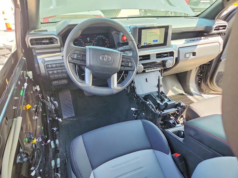 67773076 :رقم المزاد ، 3TMLB5JN7SM200145 vin ، 2025 Toyota Tacoma مزاد بيع
