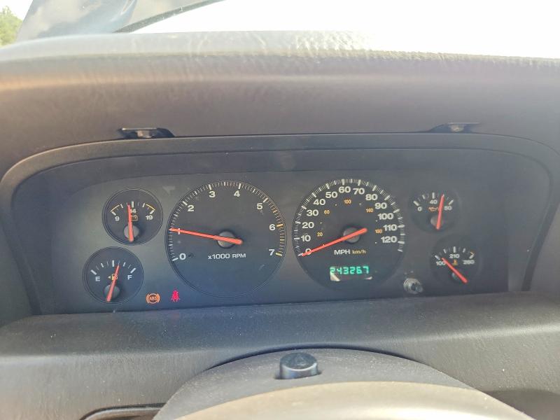 Продажа на аукционе авто 2001 Jeep Grand Cherokee, vin: 1J4GW48S71C721324, номер лота: 67648066