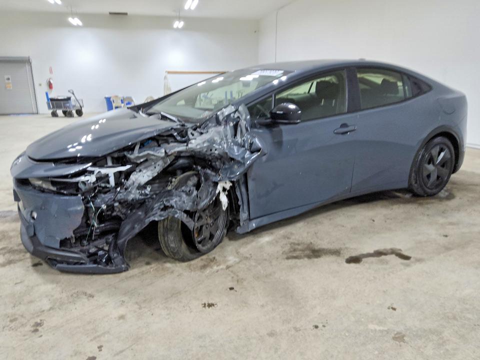2024 Toyota Prius მანქანა იყიდება აუქციონზე, vin: JTDACAAU2R3021477, აუქციონის ნომერი: 70657926