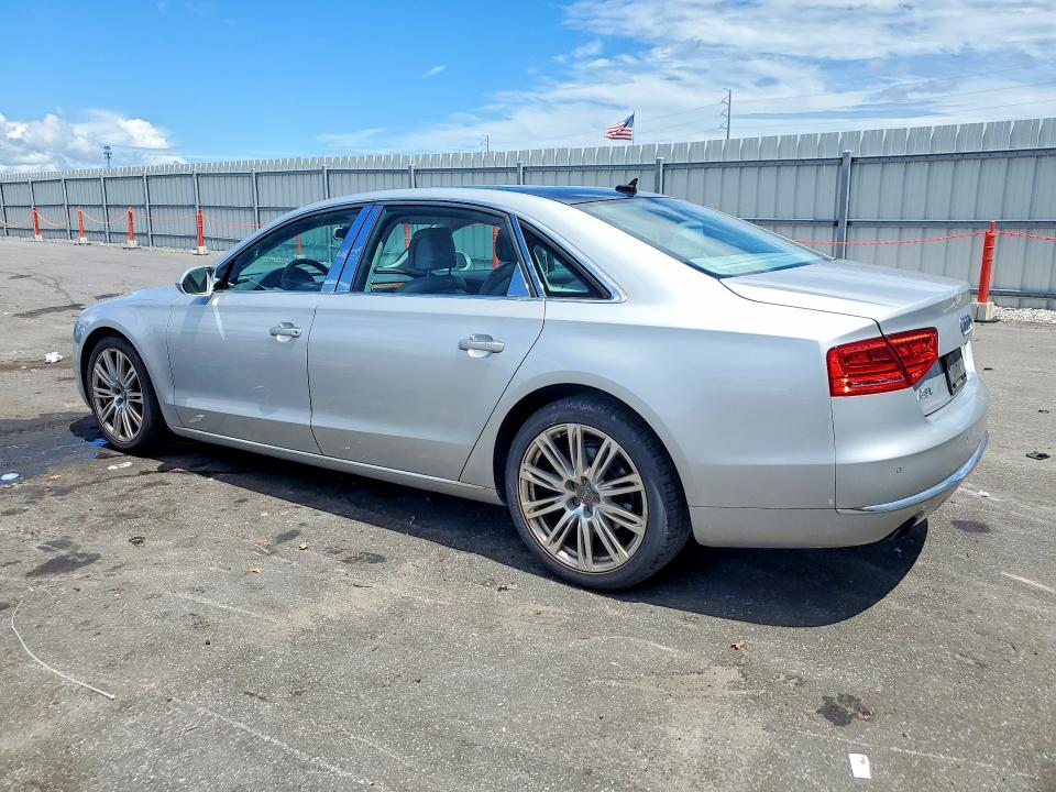 67266846 :رقم المزاد ، WAURGAFD4DN026383 vin ، 2013 Audi A8 مزاد بيع