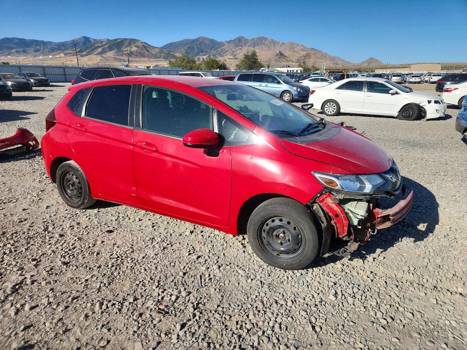 Продажа на аукционе авто 2015 Honda Fit, vin: 3HGGK5H54FM737067, номер лота: 66855576
