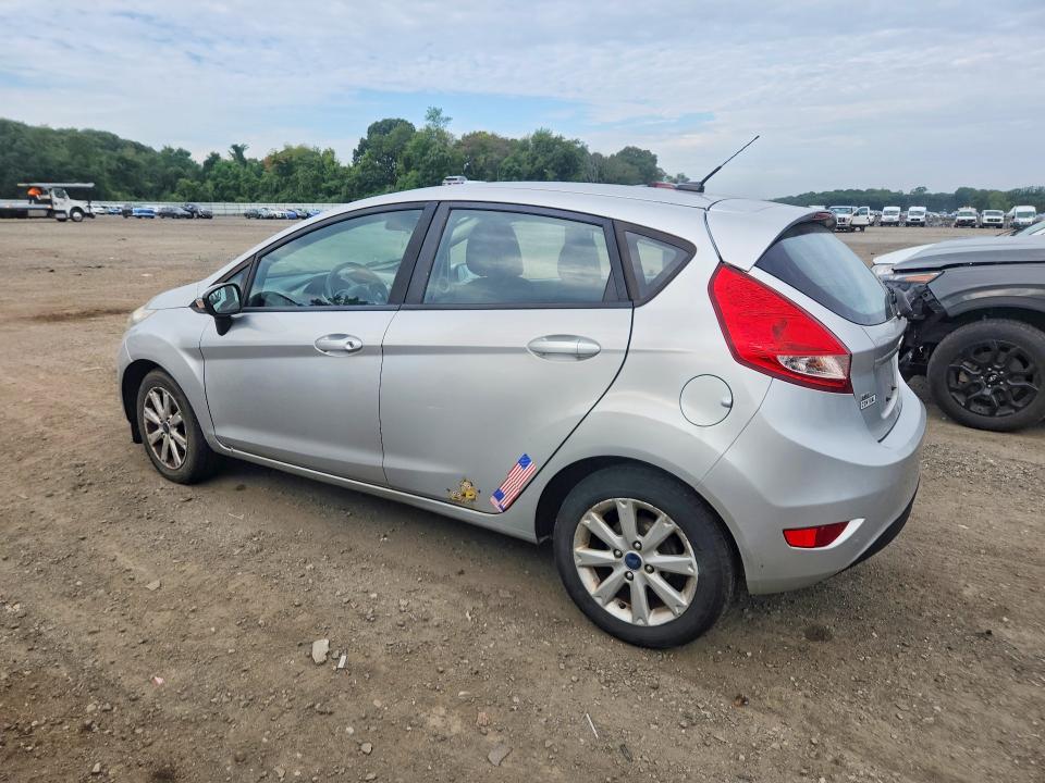 2013 Ford Fiesta მანქანა იყიდება აუქციონზე, vin: 3FADP4EJ0DM120122, აუქციონის ნომერი: 68077076