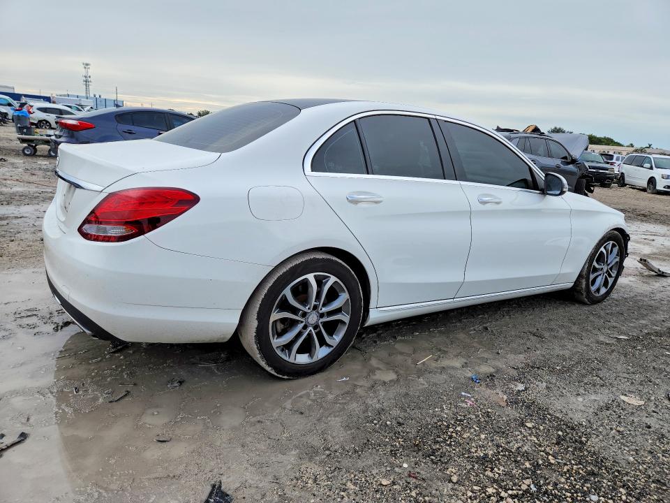 Продажа на аукционе авто 2017 Mercedes-benz C, vin: 55SWF4JB4HU206112, номер лота: 71373006